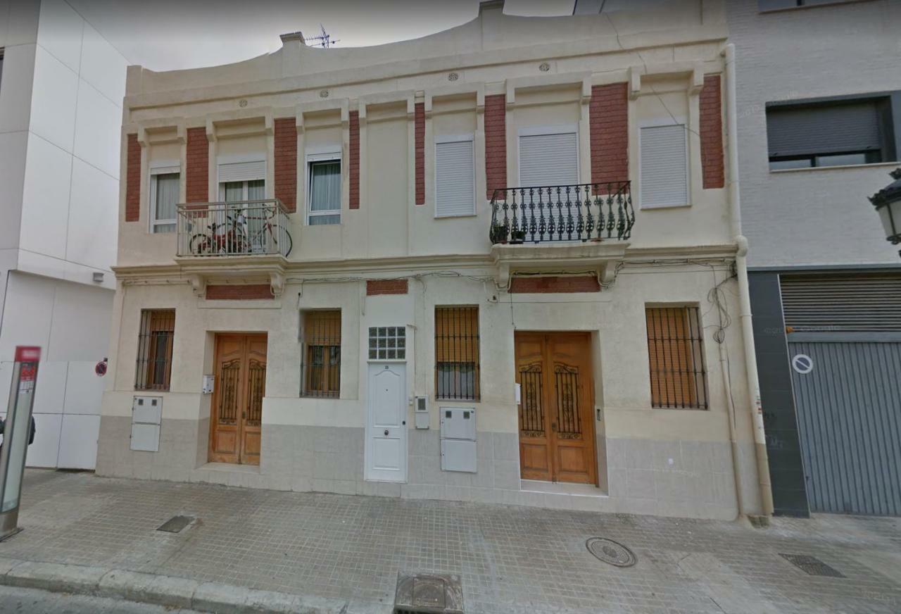 Old Fisherman'S House In Malvarrosa Beach Valencia Exterior photo